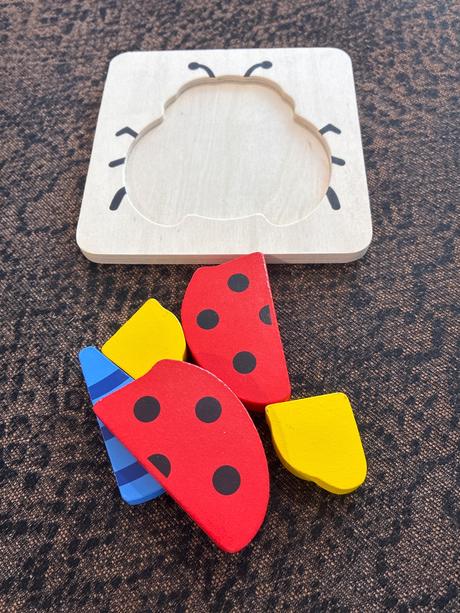 Hracka prve puzzle,