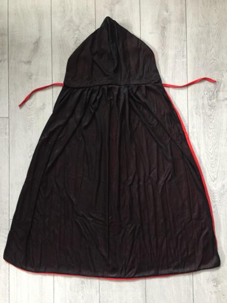 Upirsky plašť 6-8 rokov, 