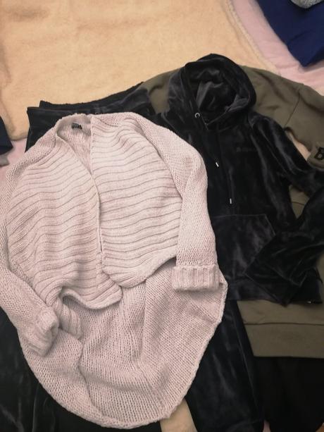 Balík veci jarno jesenný 10 ks už aj s poštou, l