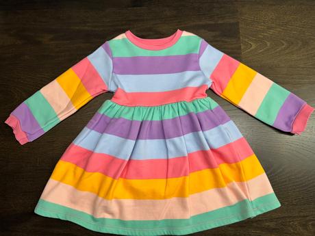 Balíček dvoch šiat 98/104 jeseň/zima, 104–116