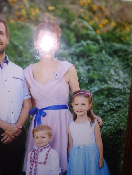 Spoločenské šaty, 40