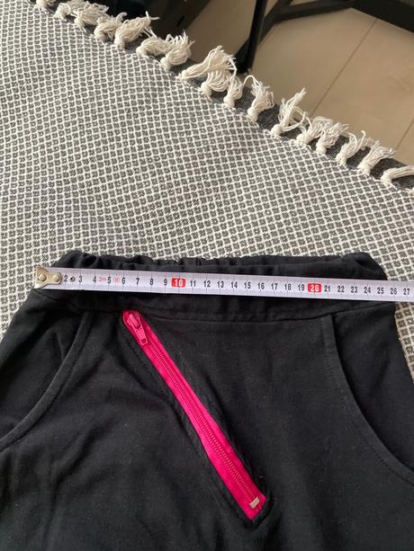 Predam dievcenske pudlace, 92