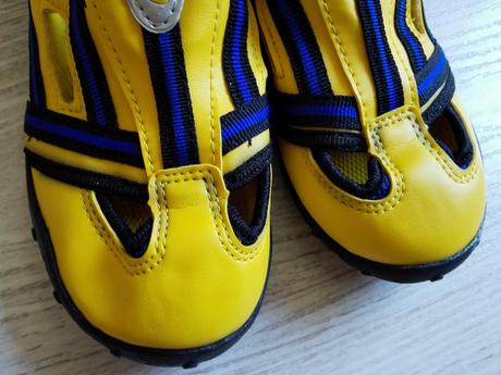 Tenisky č.28-29,pestré žlté aju do vody, 28