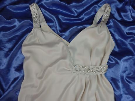 Luxusné spoločenské šaty, 40