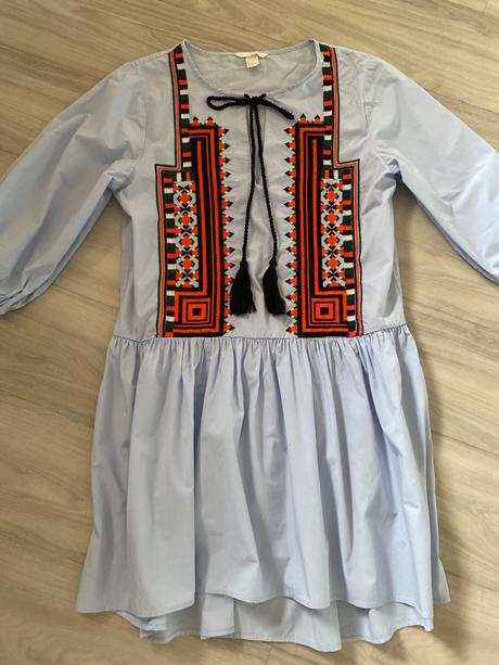 Nádherné šaty h&m s výšivkou, h&m,40