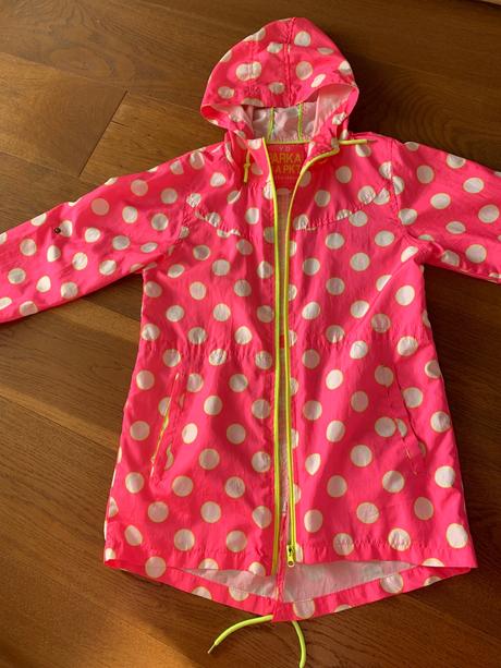 Tenká vetrovka, 158