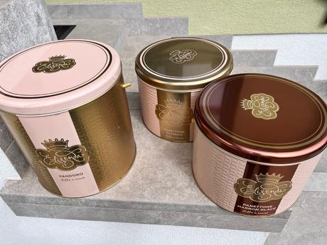 Veľké plechové krabice na odkladanie vecí, 