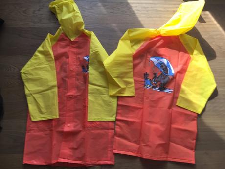 128 pršiplášť pre dvojičky, 128