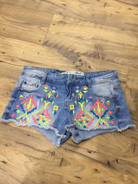 Sortky, atmosphere,36