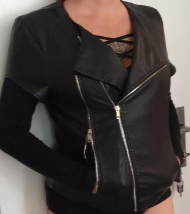 Kozenkova cierna vesta, m