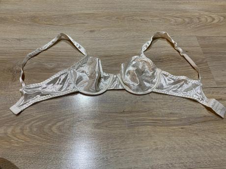 Podprsenka s kosticou34b, s