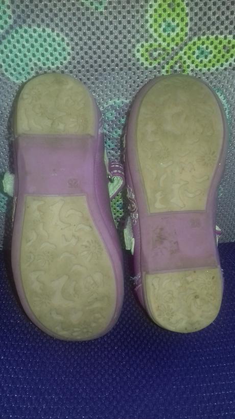 Topanky balerinky, 25