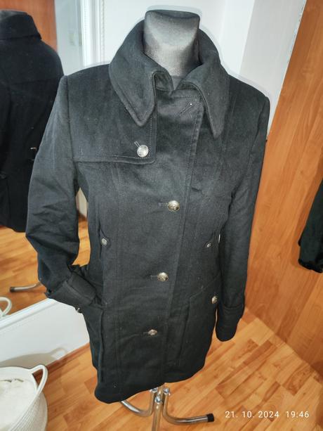 Vlnený kabát 70 percent vlna, l