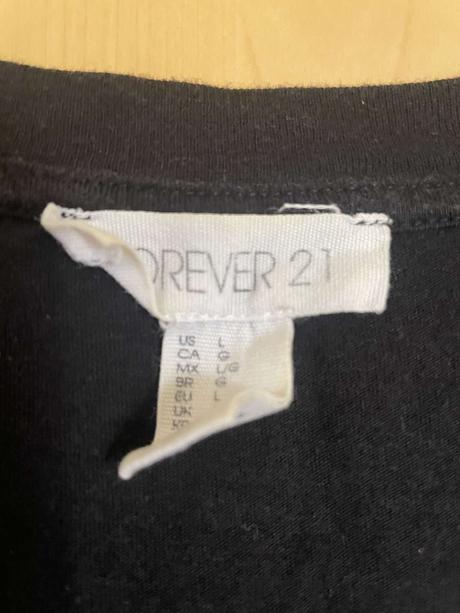 Dámske tričko čiernej farby značky forever č.l, forever friends,l