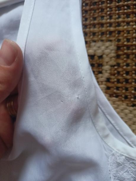 Ľahká biela blúzka s čipkou  s-m, amisu,m