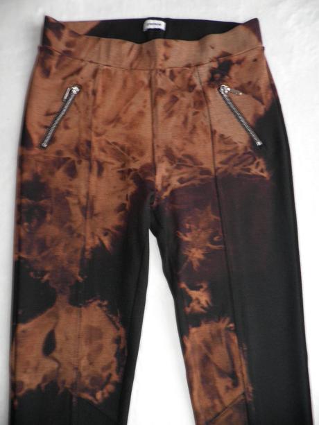 Zaujímavé legínové nohavice, pimkie,s