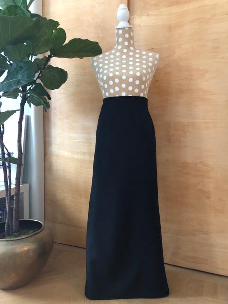 Čierna slávnostná elegantná sukňa, veľ. 36, s