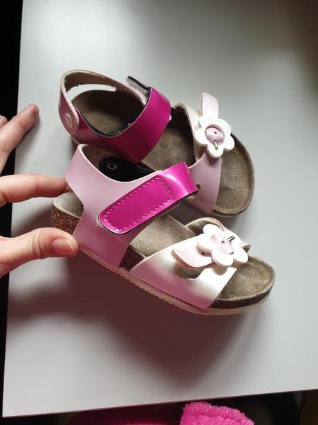 Korkove sandalky goldstar, 24