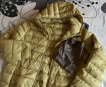 Ľahká bunda s kapuckou s kačacím perím v. 146/152, 140