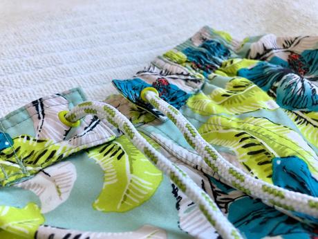 Plavky s nápaditým vzorom na 3 - 4r., marks & spencer,104