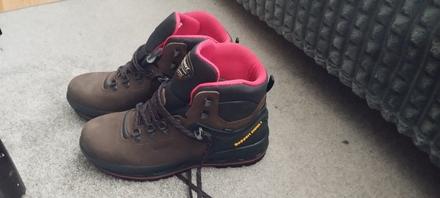 Turistická obuv grisport - vibram, 41