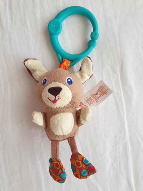 Vibrujúci psík na naťahovacej stuhe,