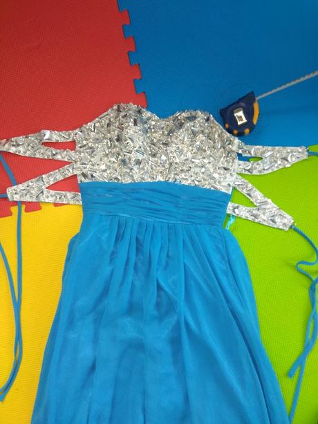 Spoločenské šaty s, s