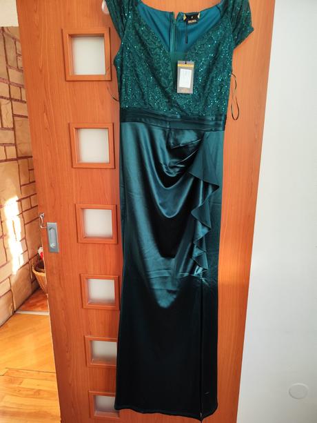 Spoločenské šaty, m