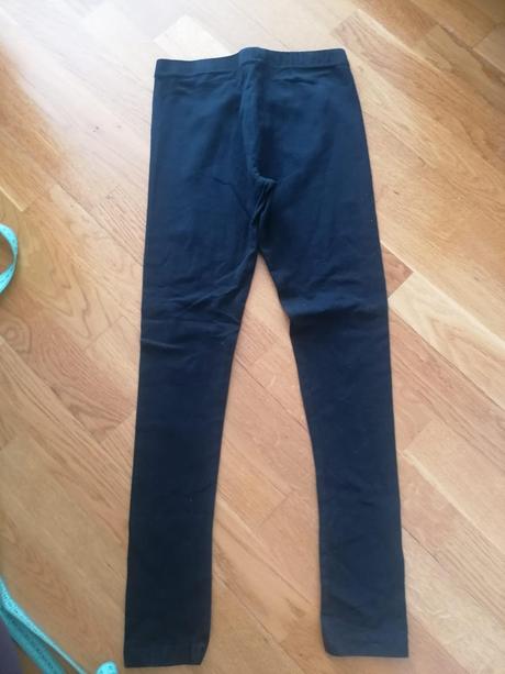 Čierne leginy, reserved,140
