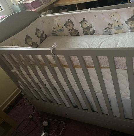 Predám detskú postieľku, šírka (cm): 60,dĺžka (cm): 120