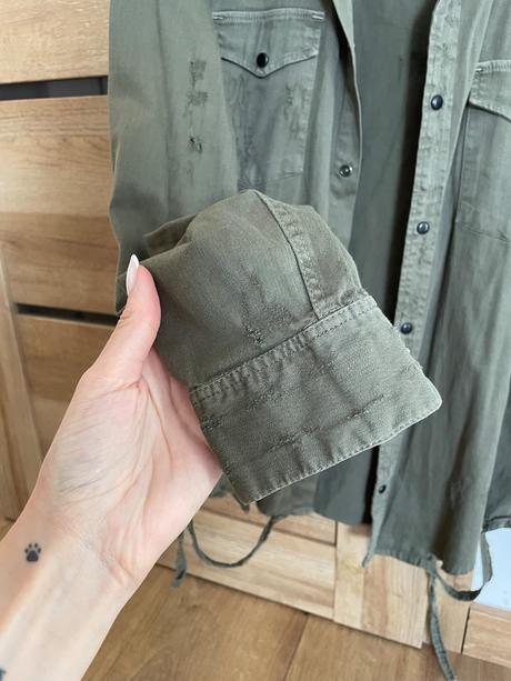 Khaki roztrhaná košeľa pánska, zara,m