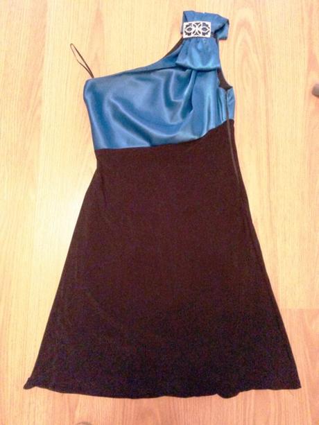 Šaty saténové 1x oblečené, m