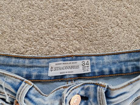 Džínsy, stradivarius,34