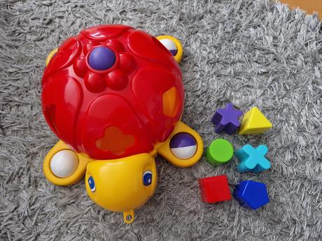 Vkladačky korytnačka + fisher price, 