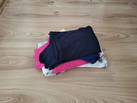 Balík oblečka, 122–134