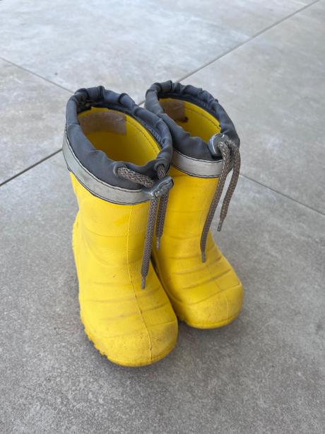 Demar gumáky, demar,22