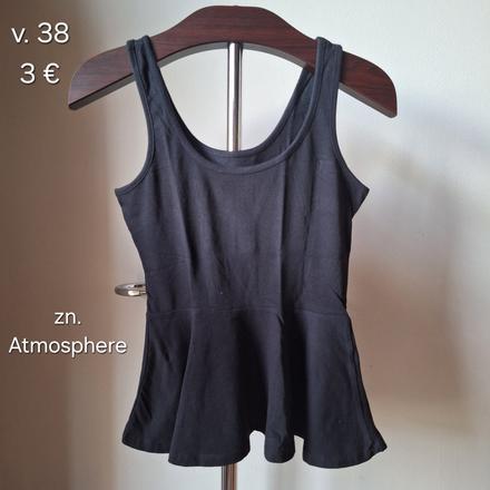 Top s volánom, atmosphere,38