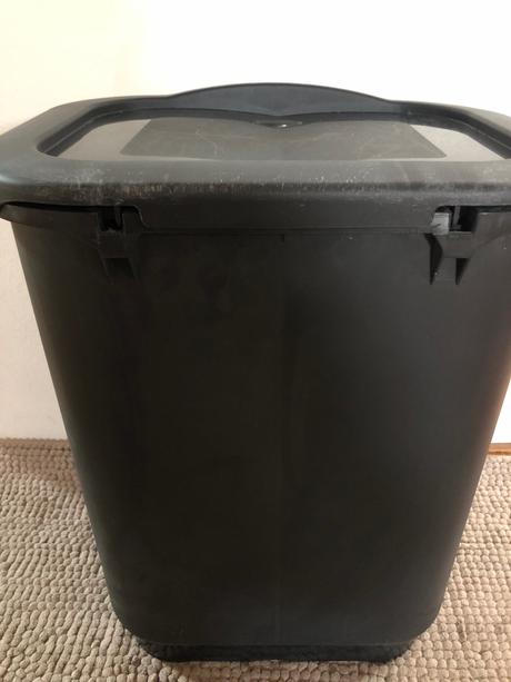 Kôš na odpad nášľapný,