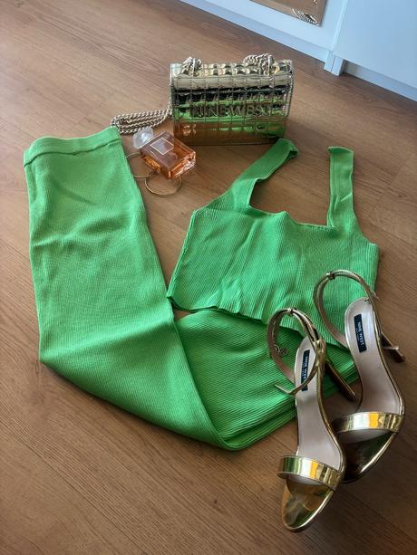 Zelený komplet zn.zara, zara,l