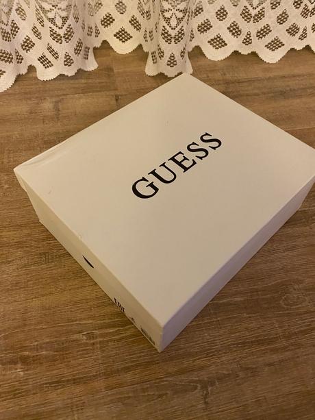 Guess topanky, guess,36