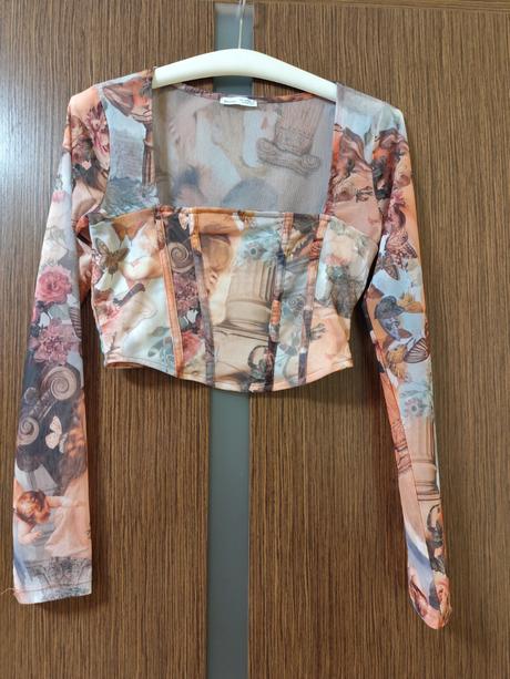 Elegantný farebny top bershka vel.m, ako nove, bershka,m