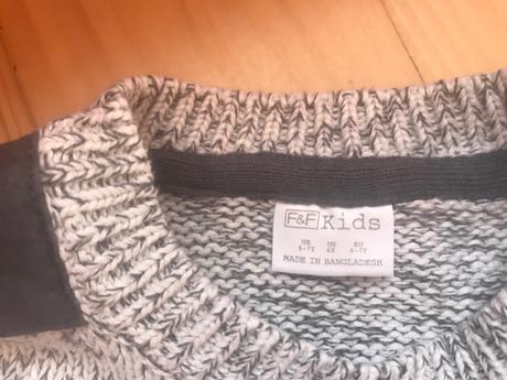 Krasny sveter doporucujem, f&f,128