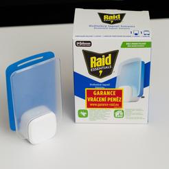 RAID Essentials svetelný lapač hmyzu s náplňou
