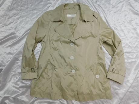 Luxusna damska vetrovka/plast, 42