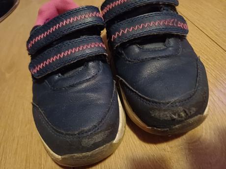 Tenisky č.28 na dvor/záhradu, lupilu,28
