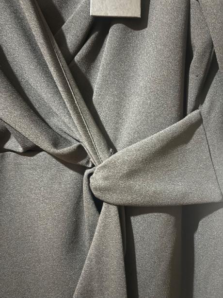 Dkny čierne šaty xl / 44, dkny,44 / xl