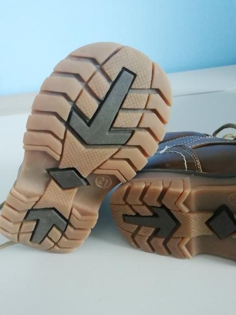 Chlapčenské topánky, 21