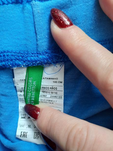 Dievčenské šortky, benetton,140