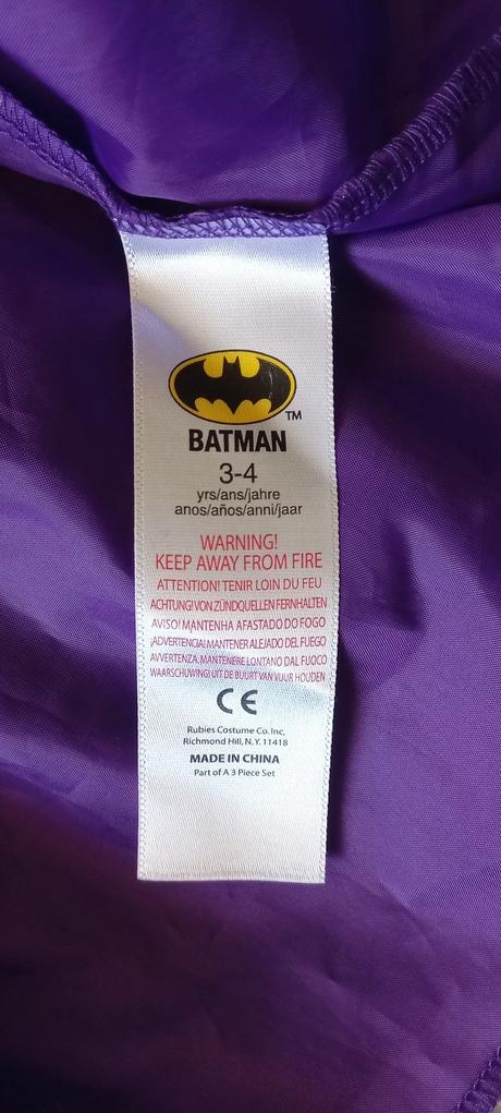 Kostým superhrdinka č. 98,