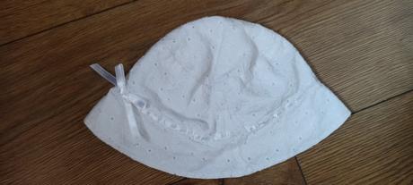 Letný overal h&m a klobúčiky, 86–98